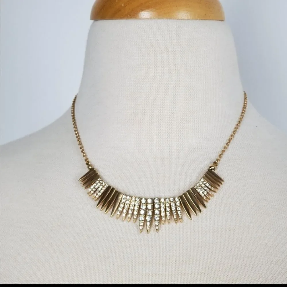 Women's Spiky Necklace Choker With Earrings Color Gold‎